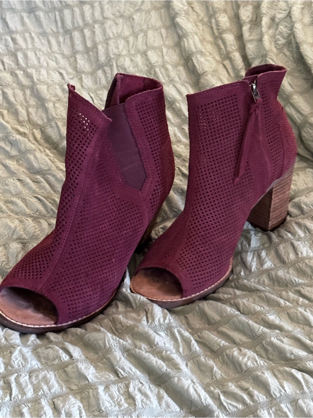 Toms Wine Perforated Peep-Toe Block Heel Ankle Boots